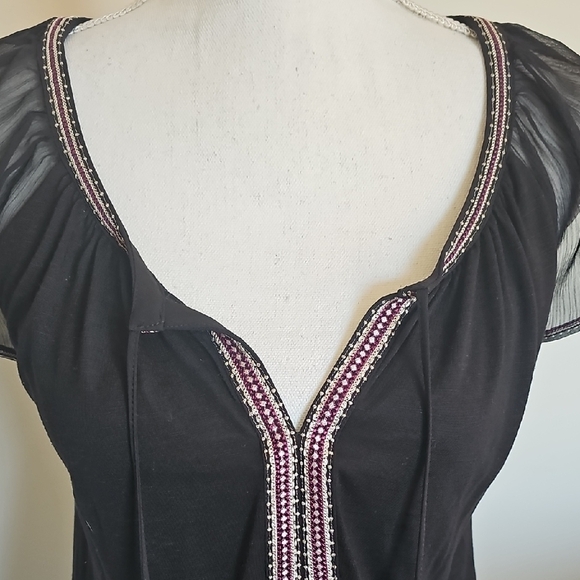 WHBM Black and Pink Embroidered Women's Top - Picture 3 of 7